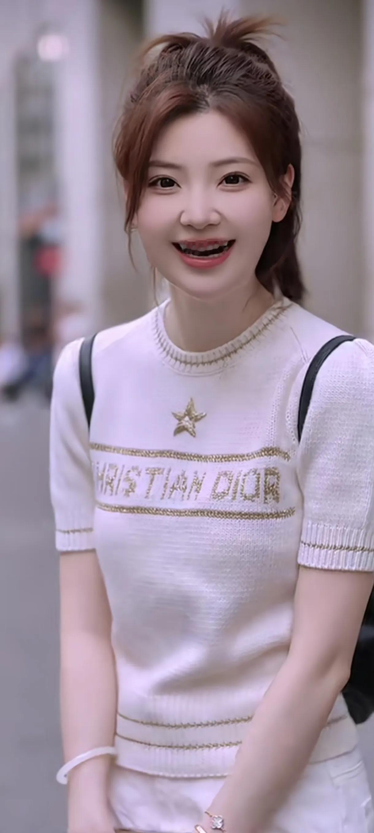 什么样的女生才算得上美丽动人