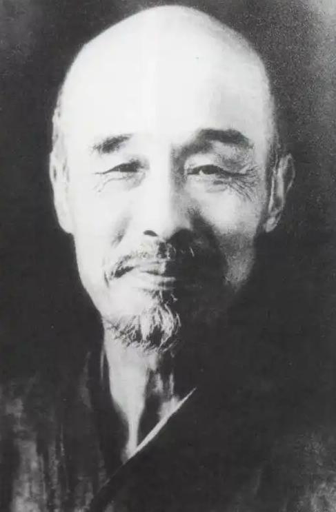 晚清名妓杨翠喜，看上去像个孩子，可在当时她的身价高达12000金！“富家子弟”李