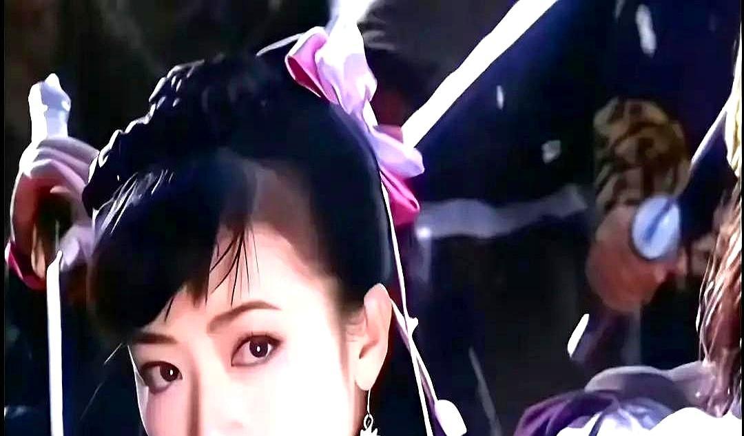 同样演砍断杨过手臂的郭芙，观众态度天差地别。95版傅明宪砍完睁着亮晶晶的眼