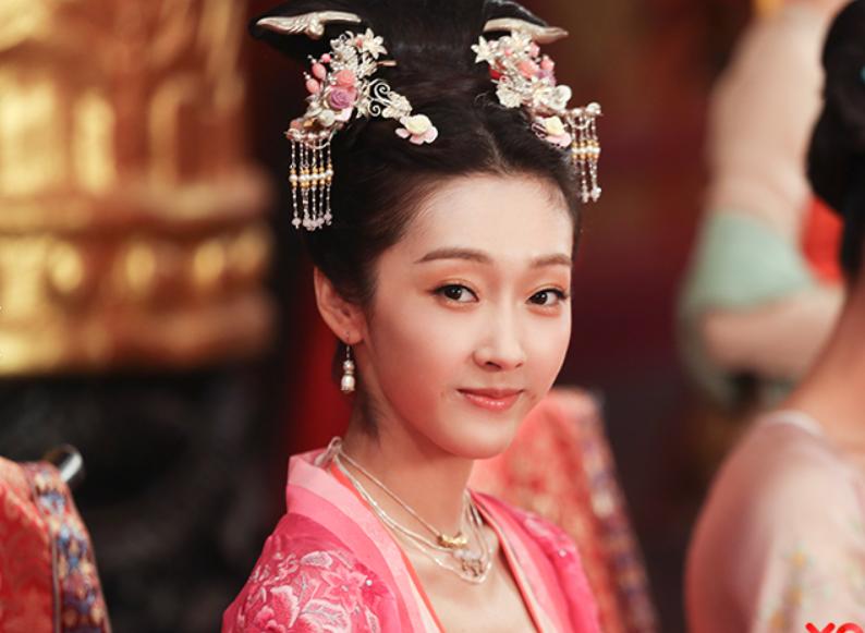 公元859年，唐宣宗的饭桌上，摔断了两根筷子，也摔断了一个公主的一生。和
