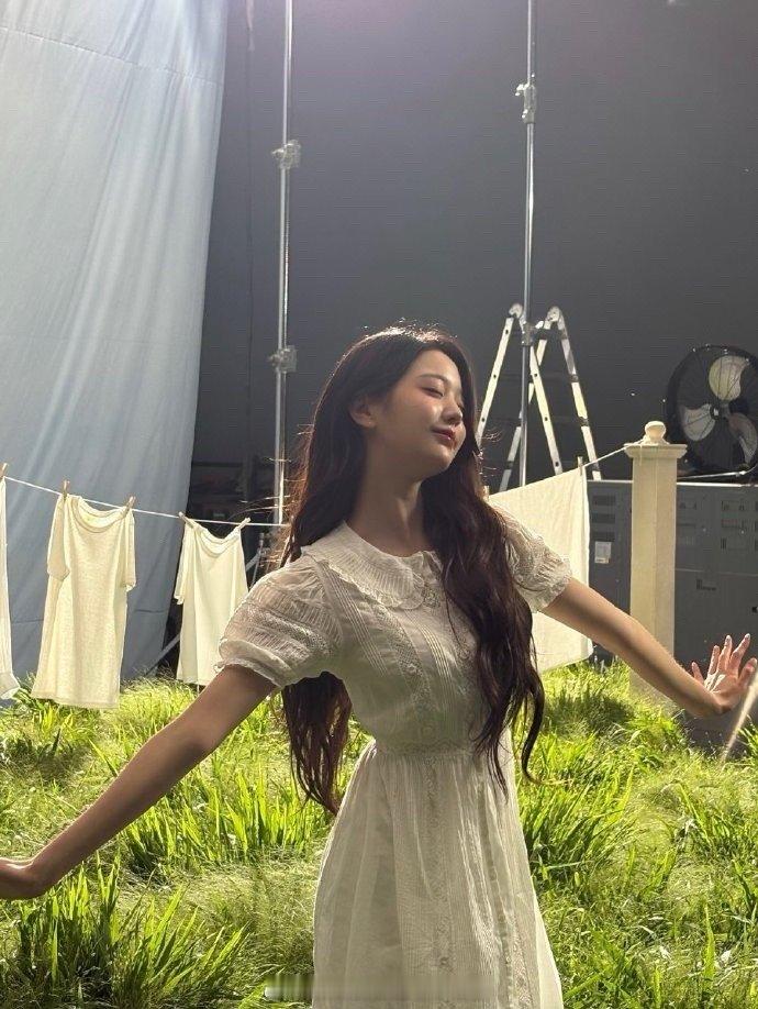 张元英igupdate🎀小白裙乖乖嘟