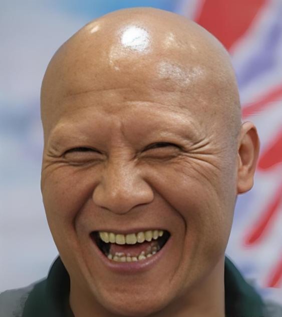 1991年，计春华在“林则徐炮台”旅游时，刚准备下山，突然迎面走来两个便衣：“请