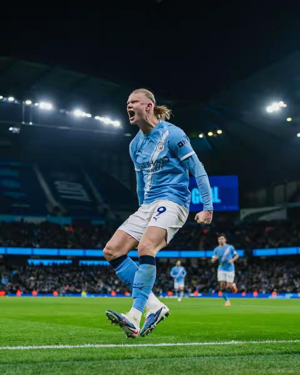 哈兰德进球再多，曼城拿不到联赛冠军，也是没有意义的……！曼城已经联赛三连平了