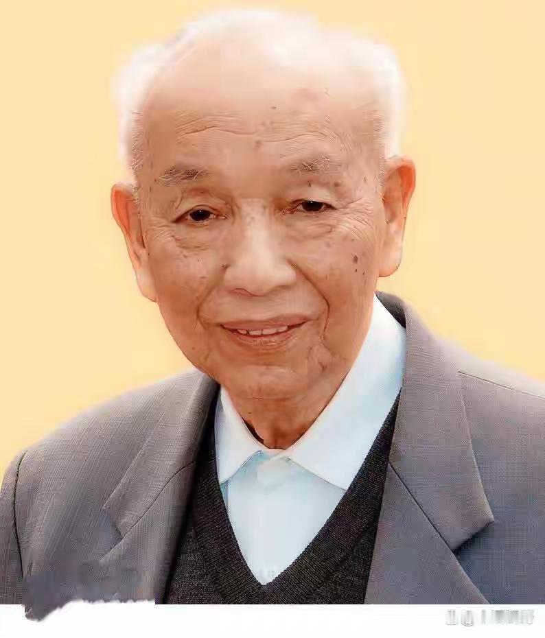 潘懋元先生在2022年12月6日离世，享年103岁。这位老先生1920年出生于广