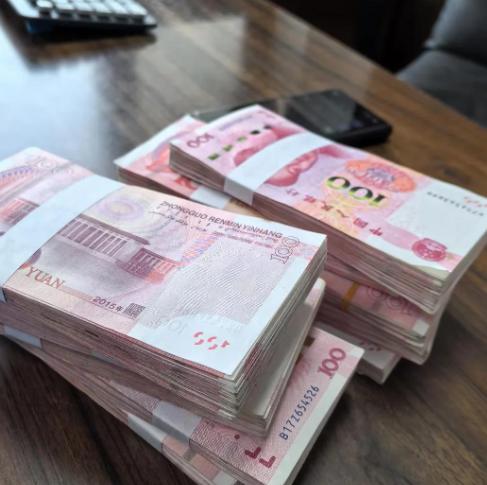 很多人还在怀念几年前“随便存个定期就有4%以上”的好日子，但现实是：存款利率一