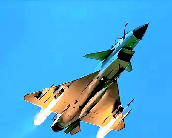 沙特之所以买美国武器不买中国武器，不是因为他们觉得中国武器不厉害，也不是因为他们