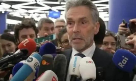 这一回中国可真要杀鸡给猴看了。 中国这次可能真要动手了，对象是荷兰，为啥是它