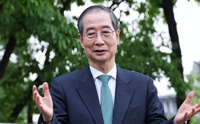韩德洙表示：若11日前单一化失败，金文洙必须承担所有责任！
