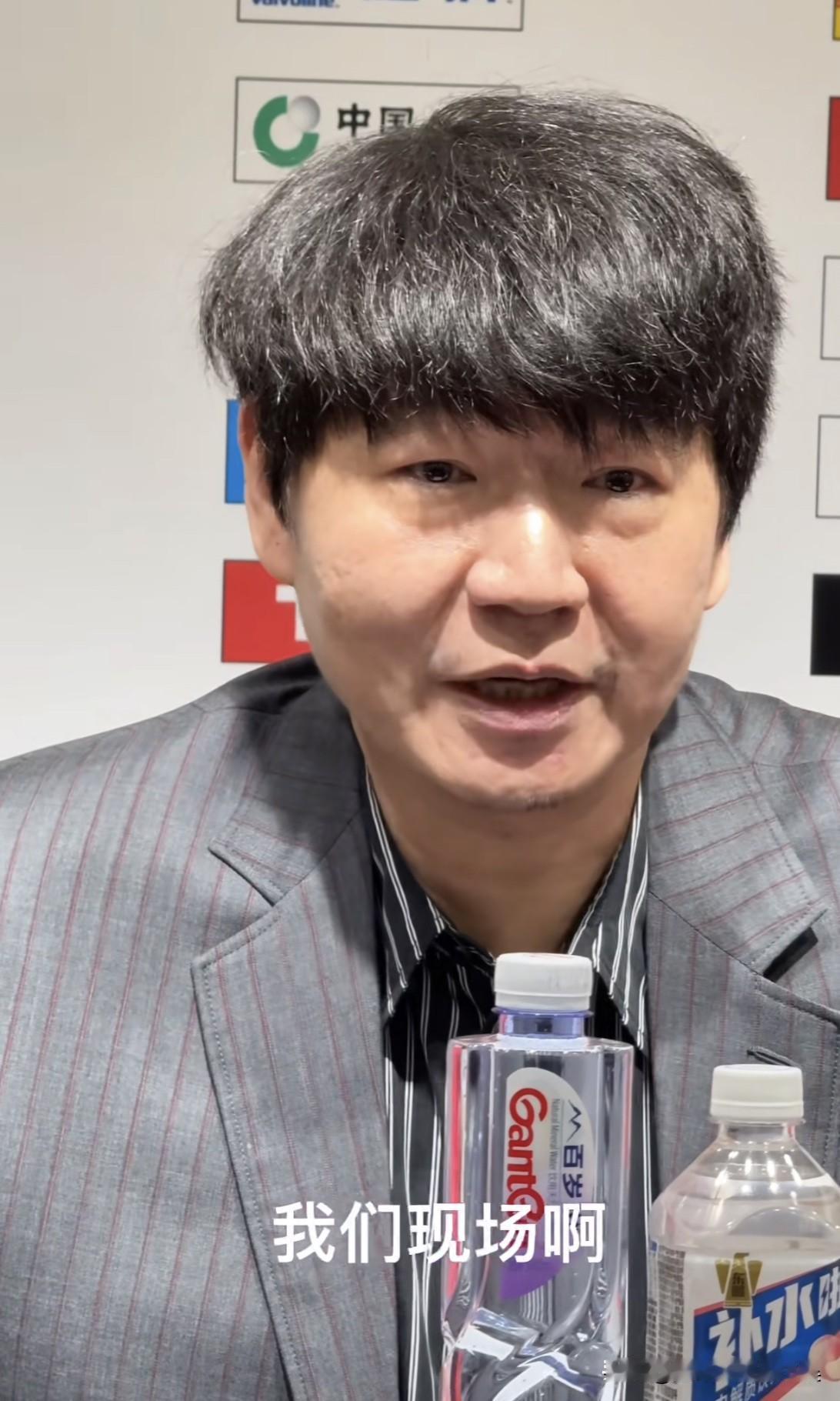 邱彪：“今天对比赛的过程特别不满意，尤其在第二节第三节，对外援的表现我特别不满意