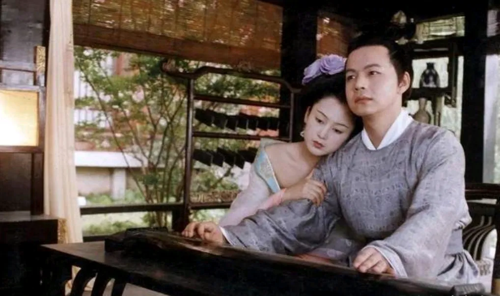 713年，李隆基赐太平公主自尽，太上皇李旦不忍：“那是我最宠爱的妹妹，你看在父亲