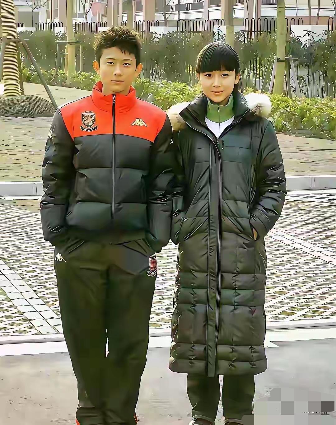 两个人多么般配，金童玉女，郎才女貌，可惜没有走到一起。