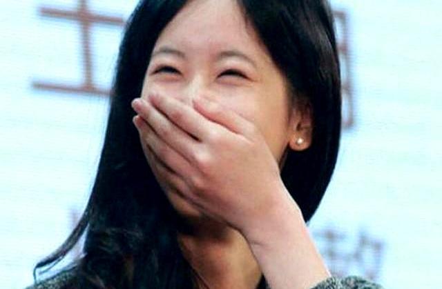 陪女友去医院，听到她这句话，是感动还是该细思极恐？最近看到个事儿，一哥们陪着女