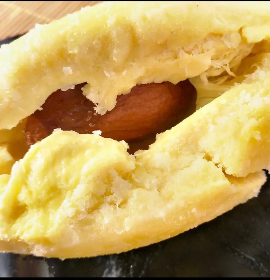 很火但实际很难吃的水果榴莲，真的品尝不来，别骂我