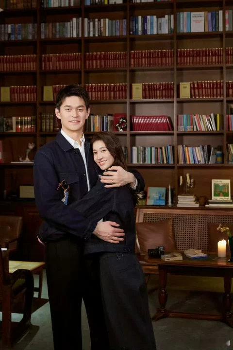 孙杨劝着急的张豆豆不要着急急性子的人已经看着急了哈哈哈！张豆豆催孙杨出门也太真实