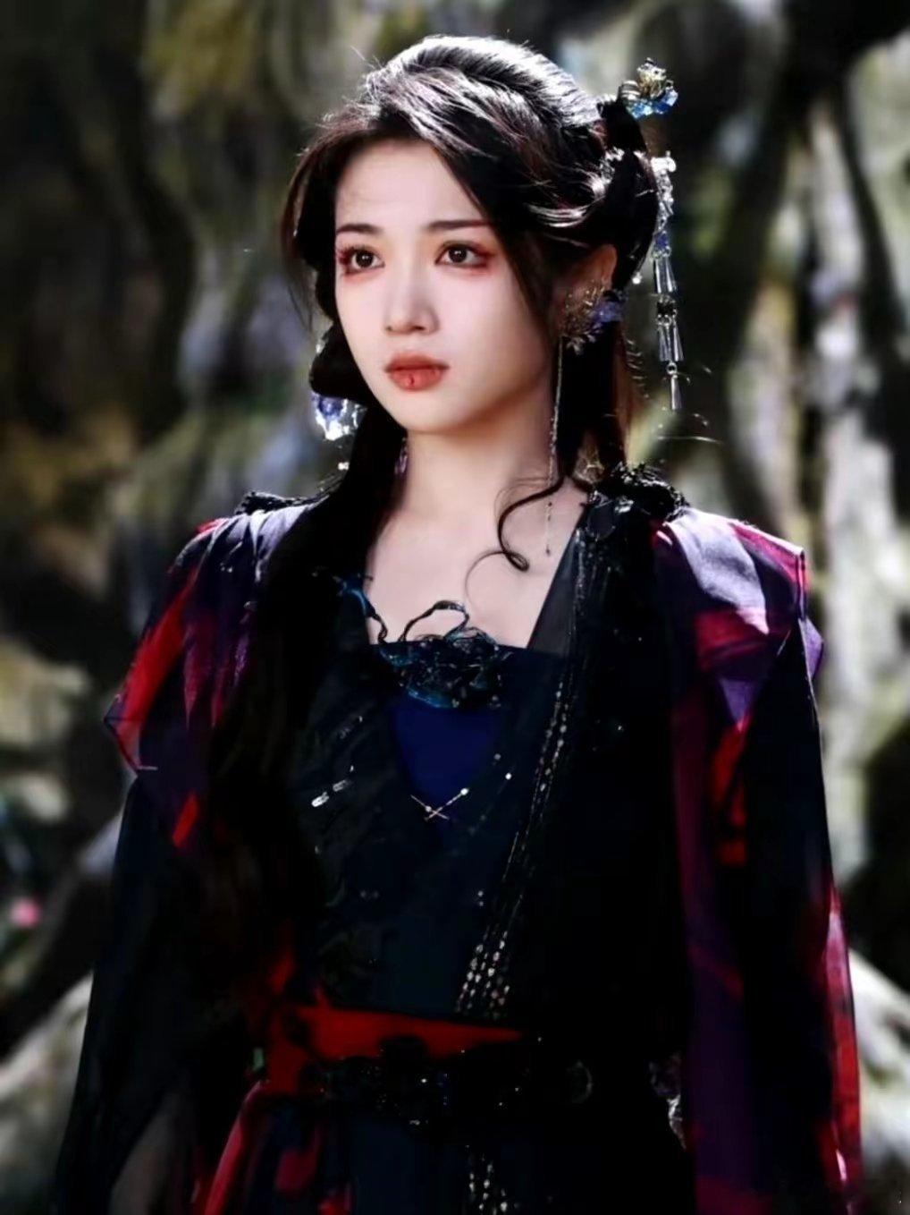 代露娃二搭白鹿后仍拍短剧，资源降级还是人间清醒？连代露娃这种有颜值，有演技还有人