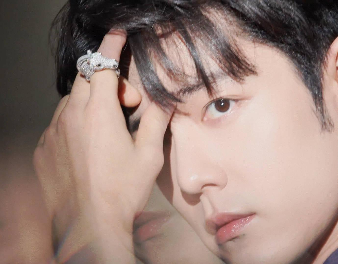 卧槽我直接给肖战跪了