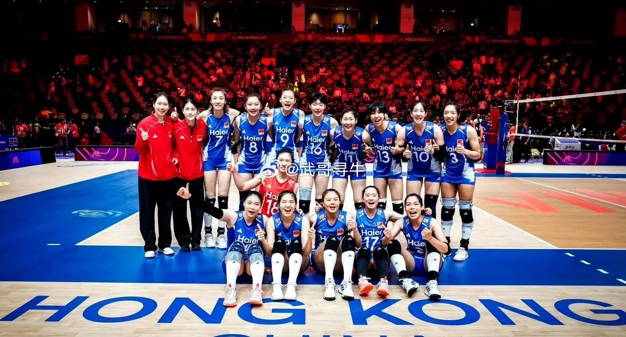 随着女排分站赛落幕，诞生3大输家，2大赢家，中国队+美国队在列1，🇵🇱波兰女
