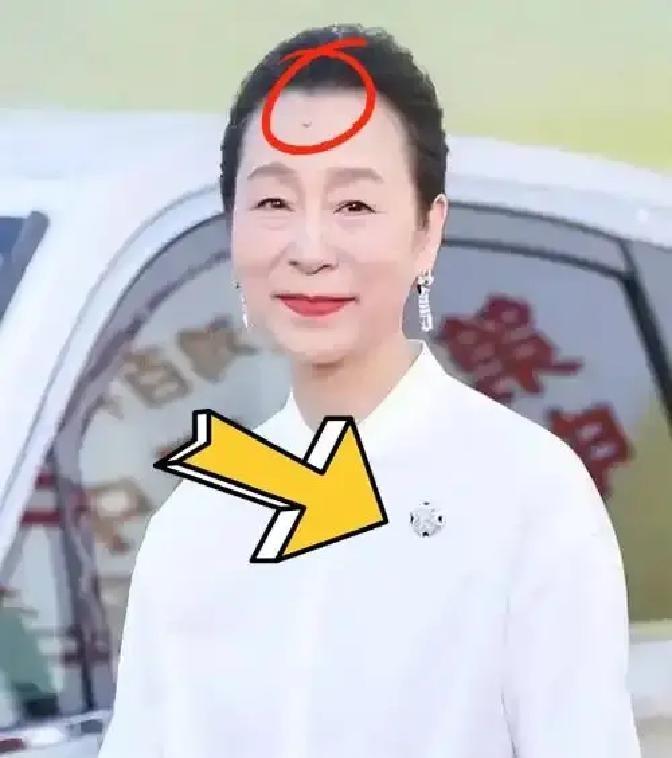 亲子鉴定第30天，她删光所有谣言儿子把报告拍在桌上，DNA吻合99.99%