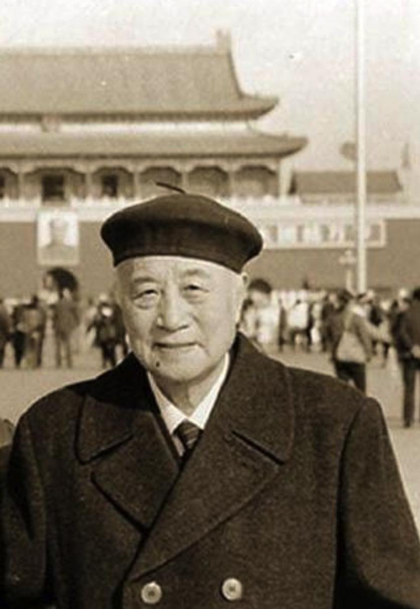 1943年，有人报李时雨通共请捕。戴笠看罢一笑：“此人我很了解，不可能是地下党！