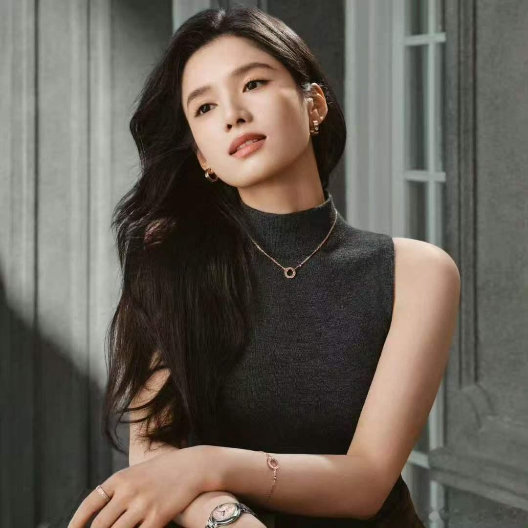 张婧仪ELLE七月刊张婧仪ELLE七月刊封面张婧仪ELLE七月刊封面期待张婧仪