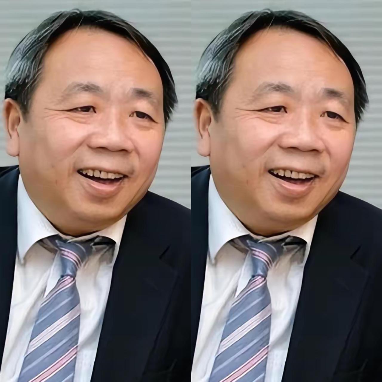 石平这个人是洗不白的。他的问题不是损害了多少中国的利益，而是人格低下，为人不齿