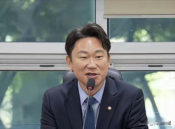 《朝鲜日报》最近爆了个料，说中国驻韩使馆直接给韩国国会放话了：你们那个15人的访