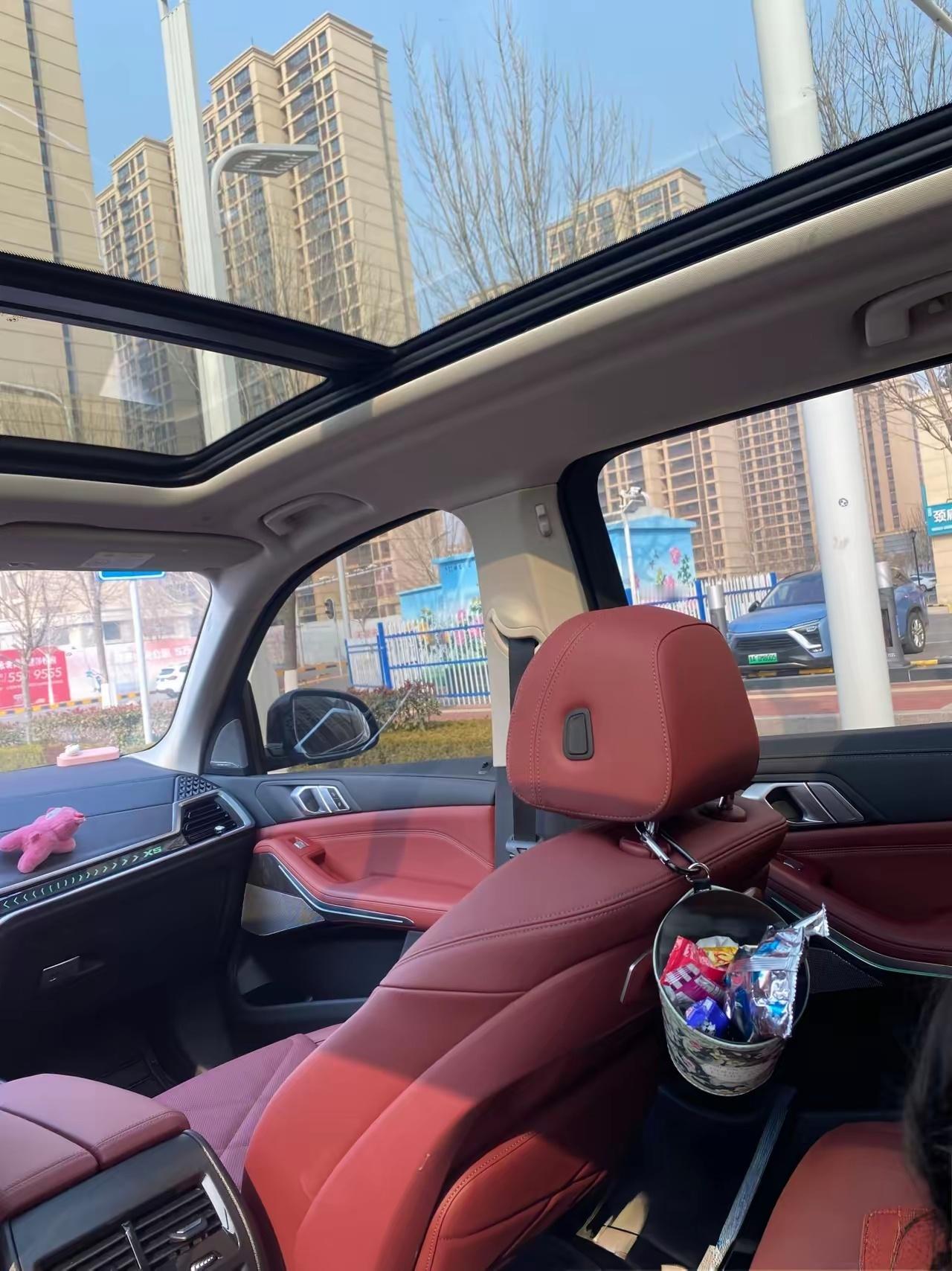 为什么很多买不起宝马X5的人会看不起2.0T宝马x5呢？​花了50多万块钱买了一
