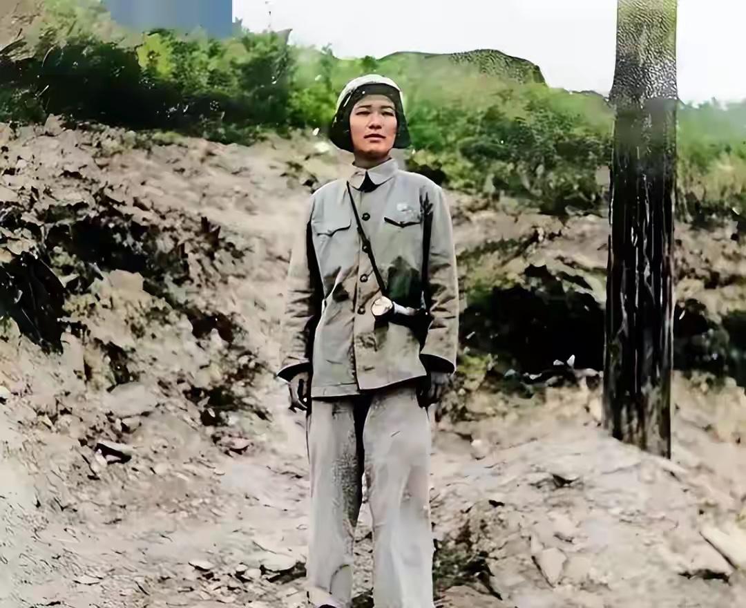 1942年，远征军名将戴安澜率领200师远赴缅甸作战。突围途中遭遇日军伏击，腹部