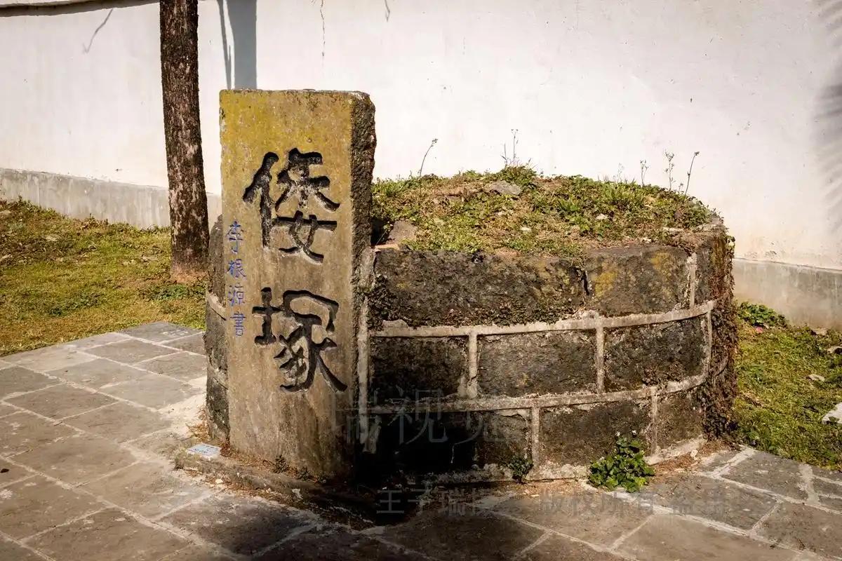 到现在，日本方面已经向腾冲县多次提出请求，态度一次比一次客气，筹码一次比一次高，