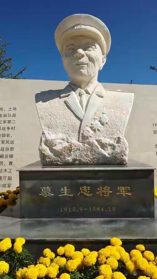 世界都惊了，1200公里青藏公路，只用了七个月零四天就砸出来了。你觉得，在7