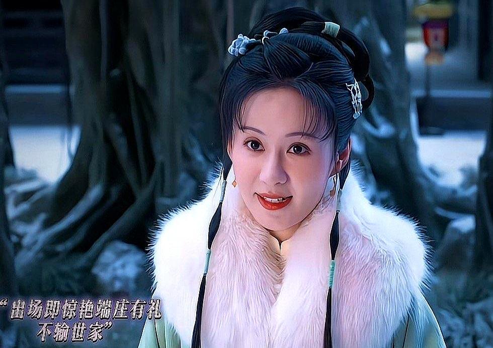 第九集她一出场，我真定住了，刘学义那一下眼神，太要命。前面和谭松韵同框，他板正