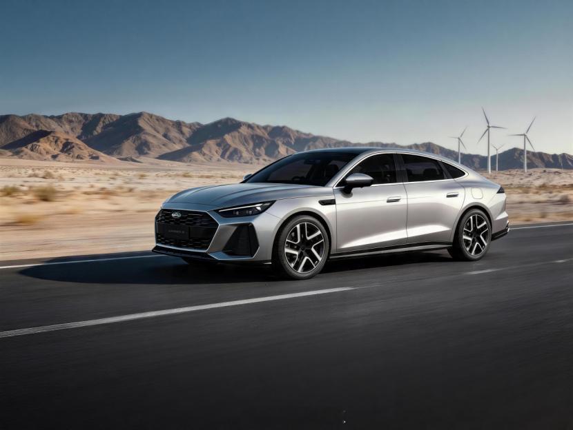 今天在北京车展奇瑞展台逛了一圈，57款车摆得满满当当。风云A9刚开启小订，瑞虎X