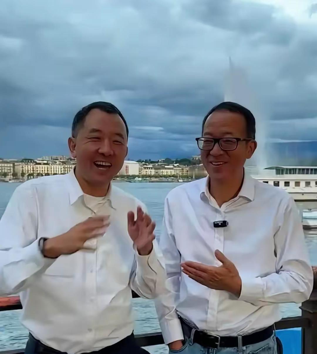俞敏洪当众说陈行甲——“你就是来蹭吃蹭喝的吧”，全场哄笑。陈行甲站在一旁，没