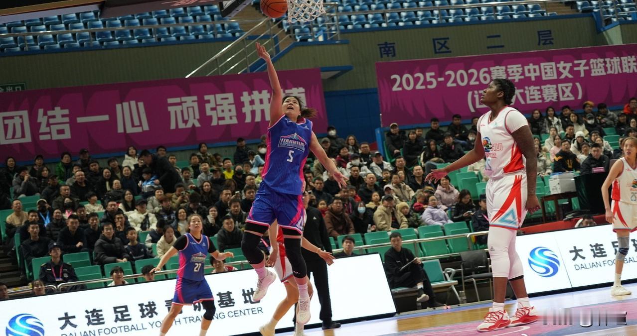 WCBA联赛23日进行两场B组比赛，合肥女篮客场成功“双杀”大连女篮，福建女篮则