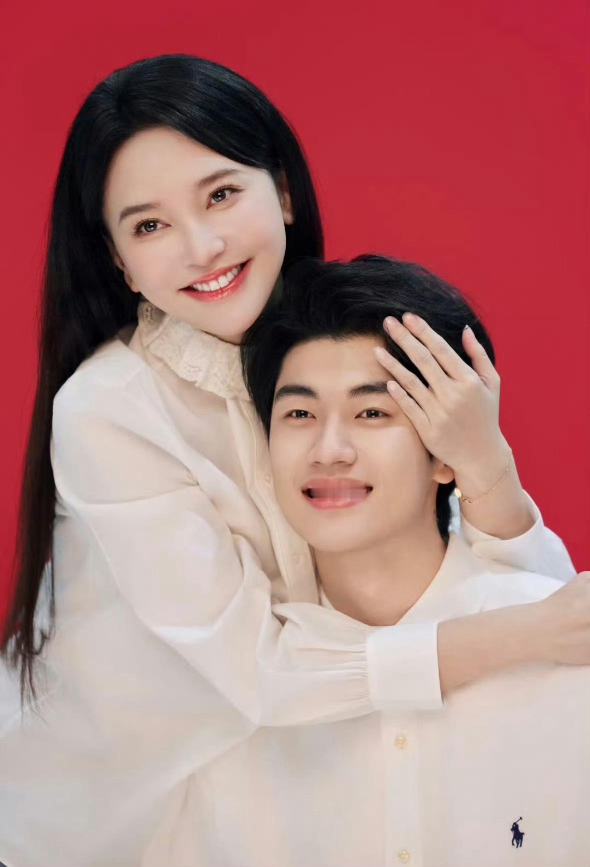 马頔你忍忍吧马頔人家新婚你忍忍吧金莎孙丞潇有多甜，马頔的反应就有多好笑，全程被