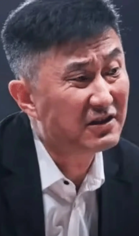 杜峰一口气签来崔永熙，焦泊乔，其实是对宏远俱乐部青训出来，对选秀过来的，对进入