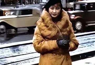 [点赞]1975年，胡蝶67岁，带着两只樟木箱子到温哥华定居，改名“潘宝娟”，