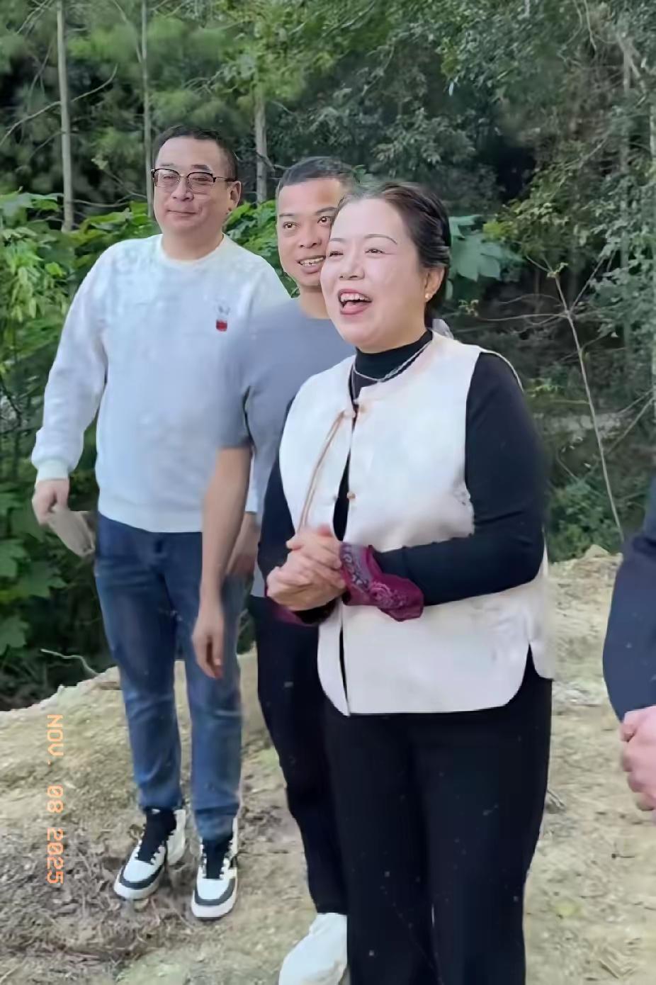 二八事件新动向！许妈姚爸将赴京北对面婆媳闹翻引热议关注二八事件的网友们注意