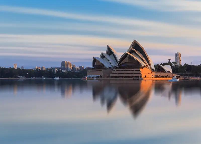 最近西方媒体就要高兴坏了，觉得不用再依赖中国稀土。这个事是因为澳洲莱纳斯公司