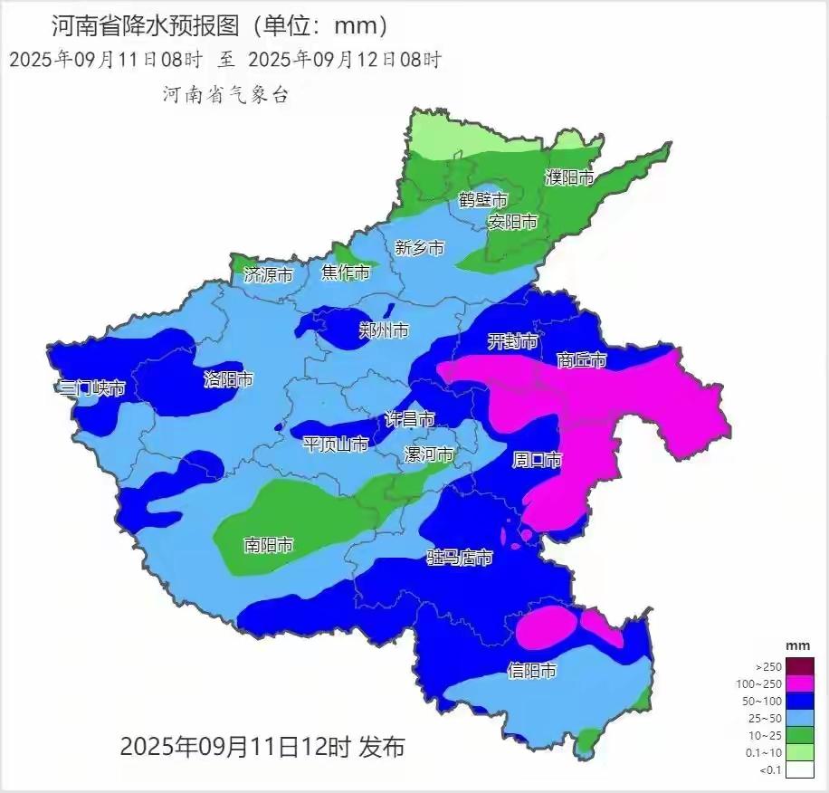 11日，河南许昌暴雨破纪录，部分汽车“被淹”。在这个夏天，许昌的天空似乎也忍不