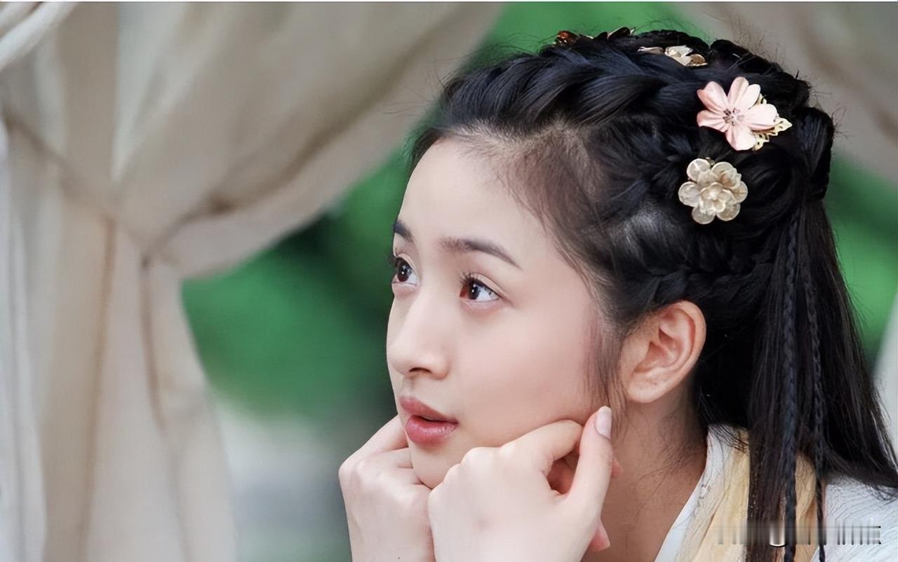 黄蓉演了六次，一次比一次像偶像，原著早被扔进垃圾桶，谁还记得她烧饭骗洪七公的样子