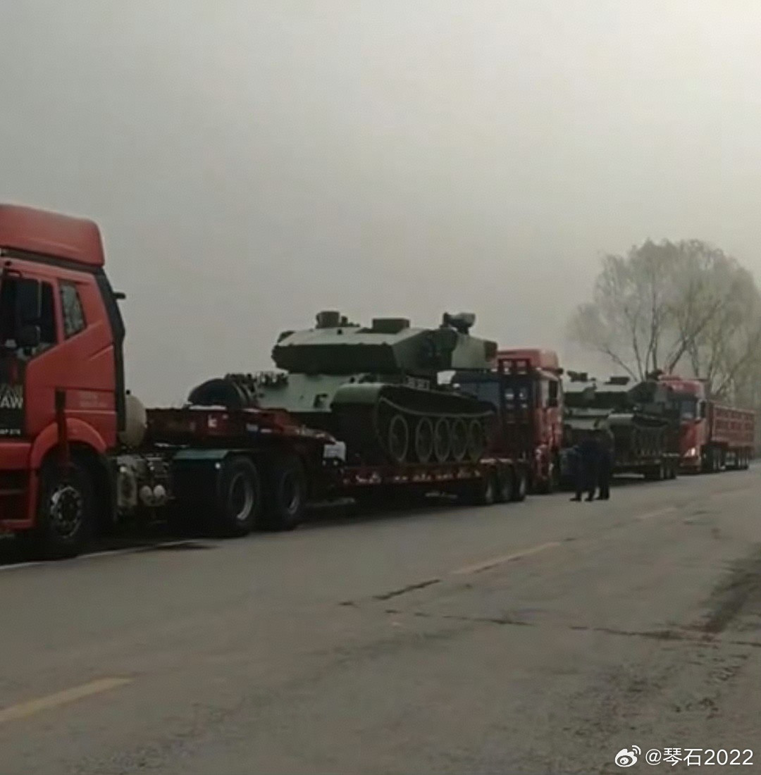 59G-125APS版五对轮退完？估计不可能了。APS双管主动弹旁边和前两天出来