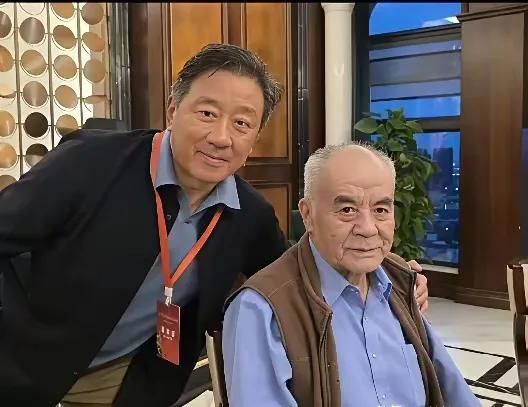 倘若《小兵张嘎》中的嘎子与《悍匪白宝山》里的白宝山碰面，那场景定会十分精彩。嘎子