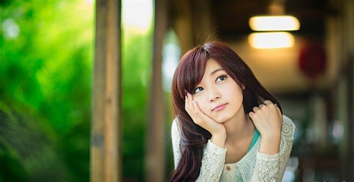 狮子座对方说见一面怎么回复？狮子座通常自信、热情且喜欢被关注，当对方提议见面