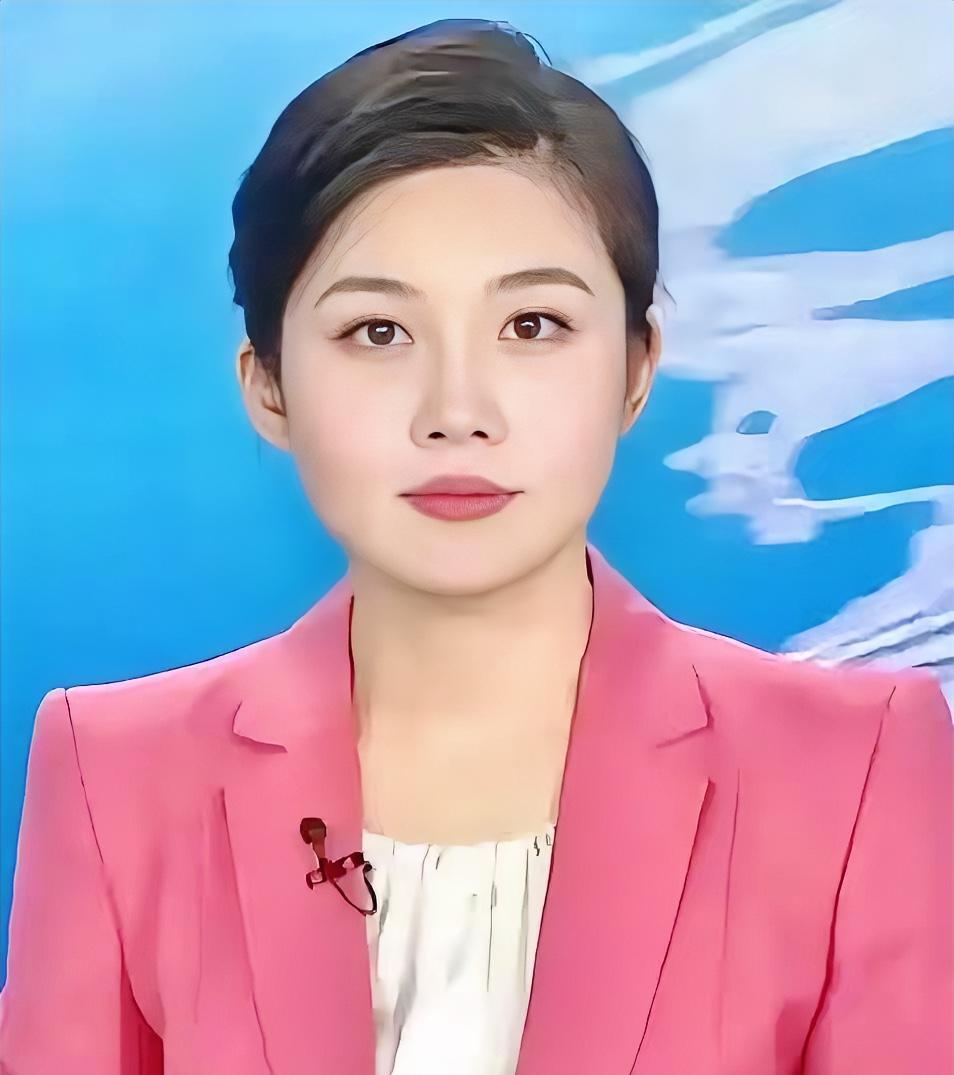 央视主持人郑子可的十六大个人简历要点：郑子可是中央电视台的一名主持人，身