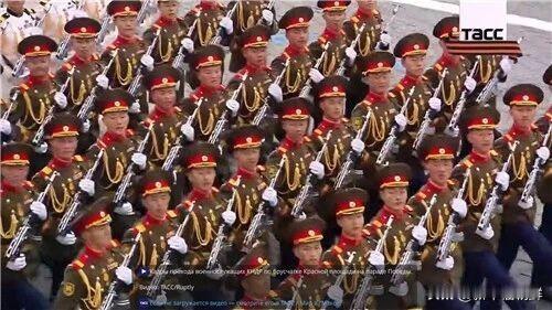朝鲜军人参加俄罗斯阅兵手持的什么武器枪械？它是朝鲜以苏联AK-74突击步枪