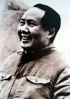 阜平能富1948年4月13日，中央机关和毛主席住在了阜平县的下