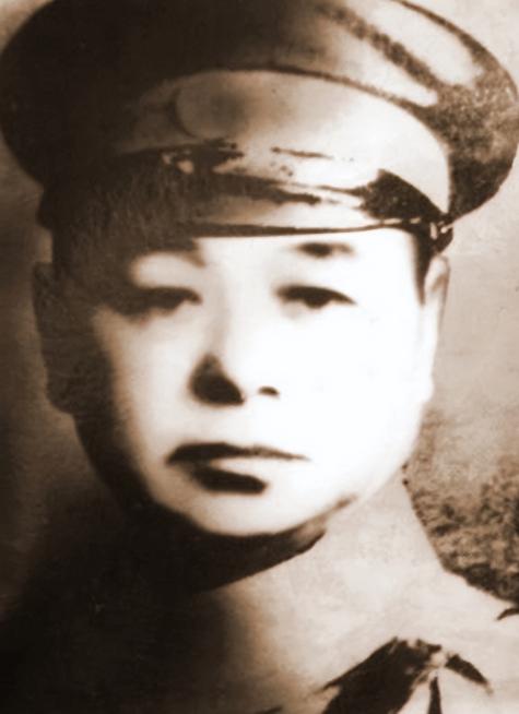 1977年，83岁的抗日名将范绍增在郑州去世，骨灰遭到12个儿女的哄抢，导致无法