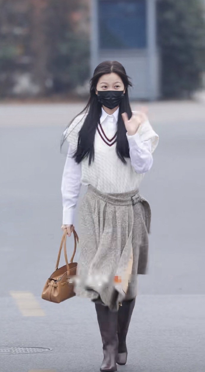 哇塞好漂亮，窝鱼横店千颂伊名不虚传