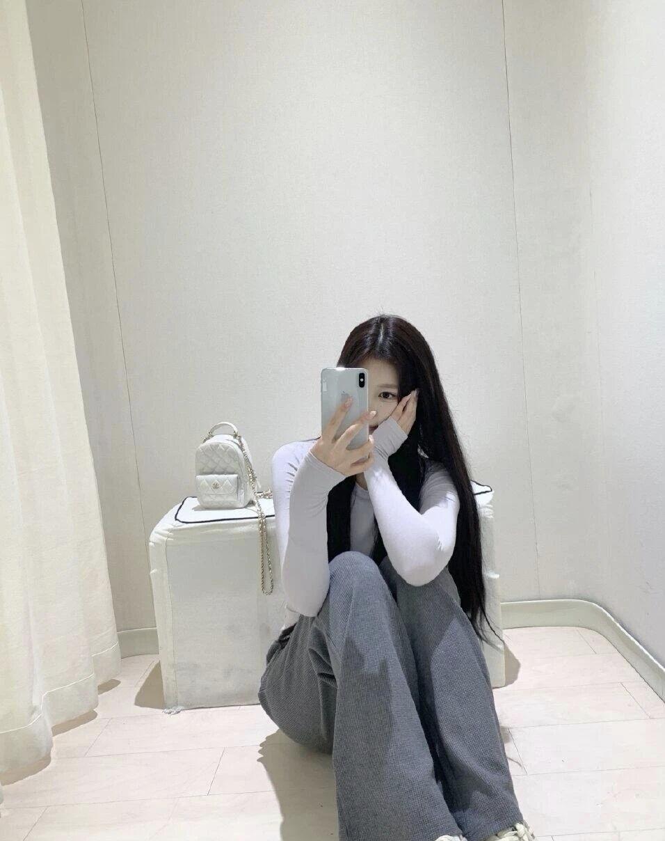 浅记录一下今日份的穿搭碎片🧩